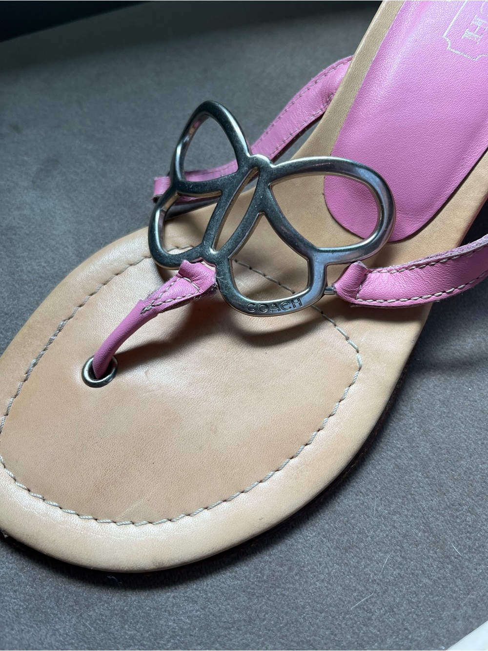 Coach Pink Amara Leather Thong Sandals with Silver Butterfly Accent Y2K - Picture 6 of 11